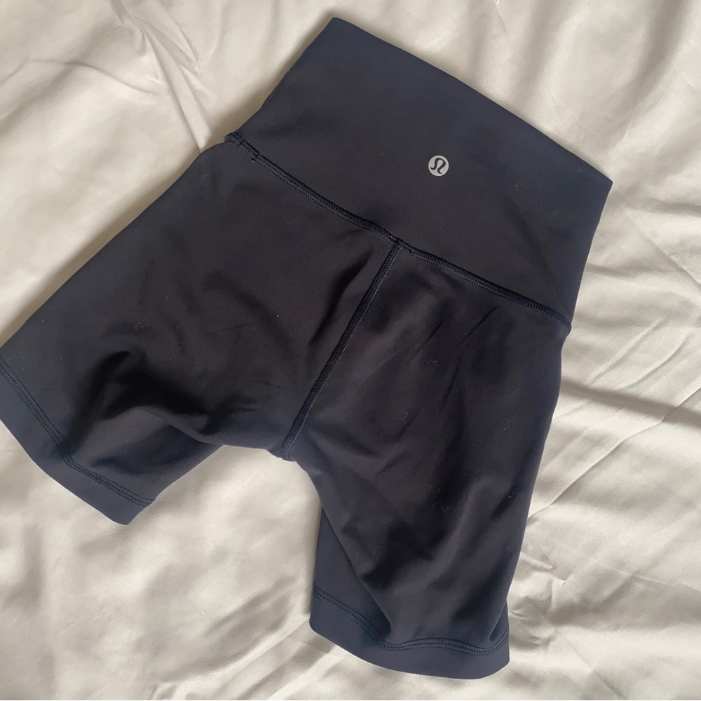 Lulu bike shorts